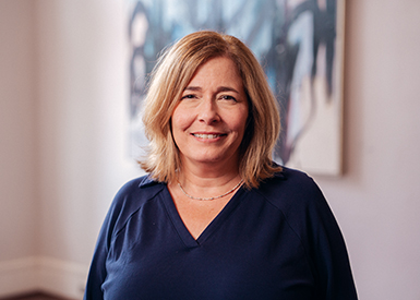 伊丽莎白·艾克