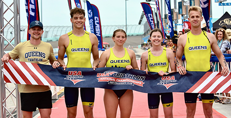 Queens triathlon team after winning