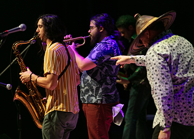 Terrance Simien & the Zydeco Experience