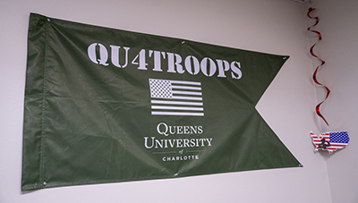 QU4Troops flag