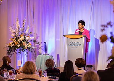 Tanya Blackmon Charlotte BusinessWoman of the Year 2022