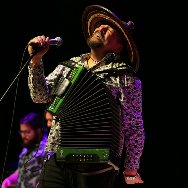 Terrance Simien and the Zydeco experience on stage